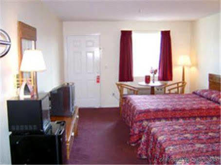 Peach Tree Inn Branson Extérieur photo